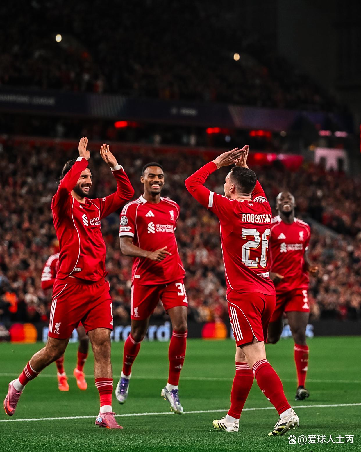 包含离谱！萨拉赫连续三场比赛得分超过绝杀罗马围绕CBA季后赛遗憾出局，转会期罗马主帅复盘——德国杯节点到来的词条